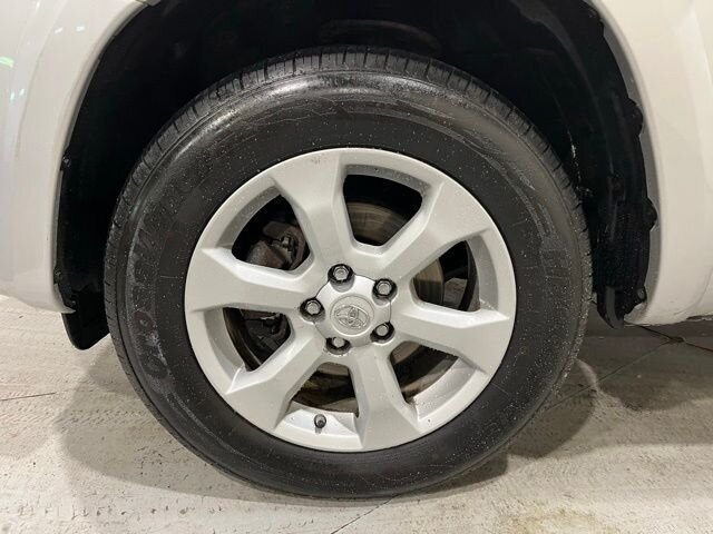 
 2012 Toyota RAV4 Limited full									