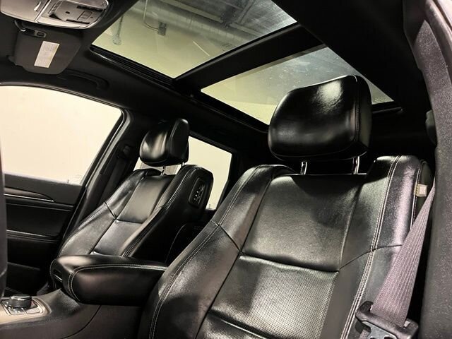 
 2015 Jeep Grand Cherokee Limited full									