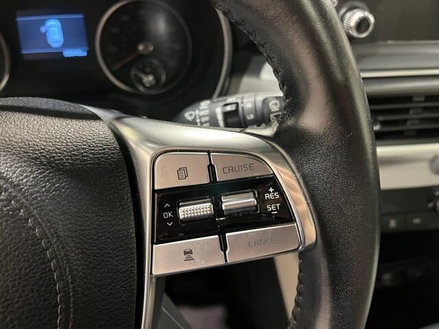 
 2020 Kia Telluride S full									