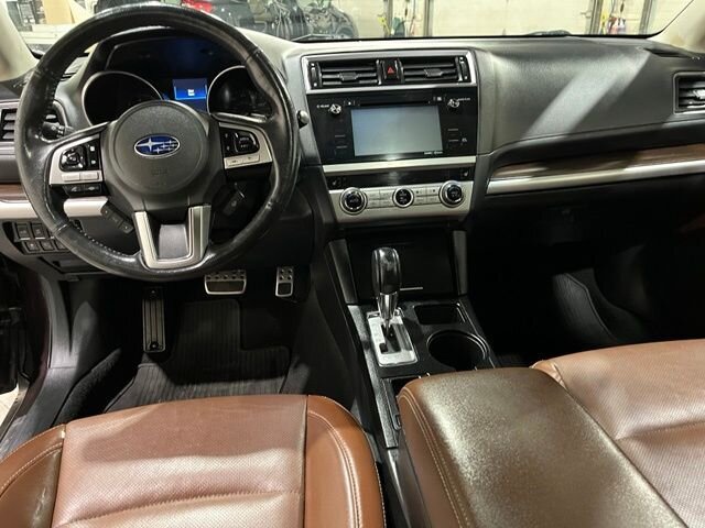 
 2017 Subaru Outback 3.6R Touring full									