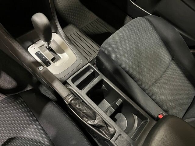 
 2015 Subaru Impreza 2.0i full									