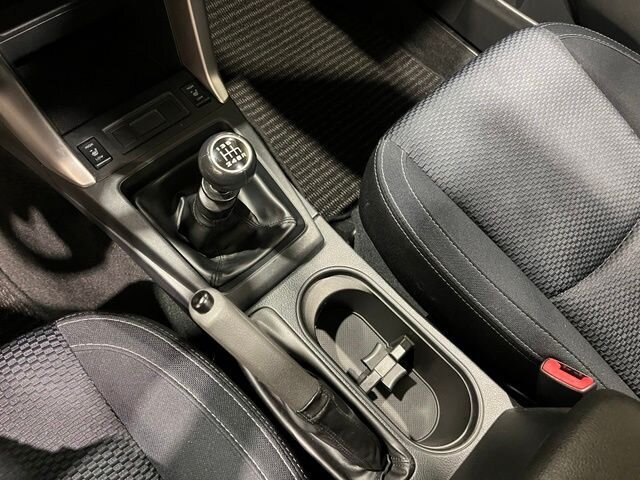 
 2016 Subaru Forester 2.5i Premium full									