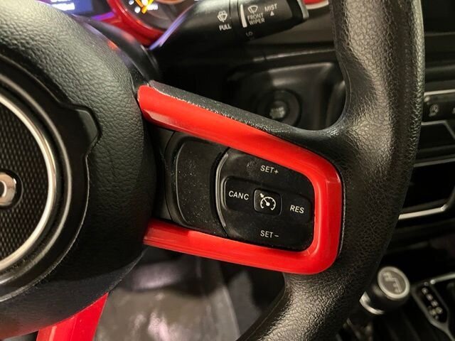 
 2019 Jeep Wrangler Sport full									