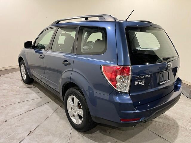 
 2011 Subaru Forester 2.5X full									