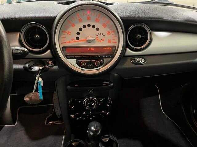 
 2012 MINI Cooper Convertible Base full									