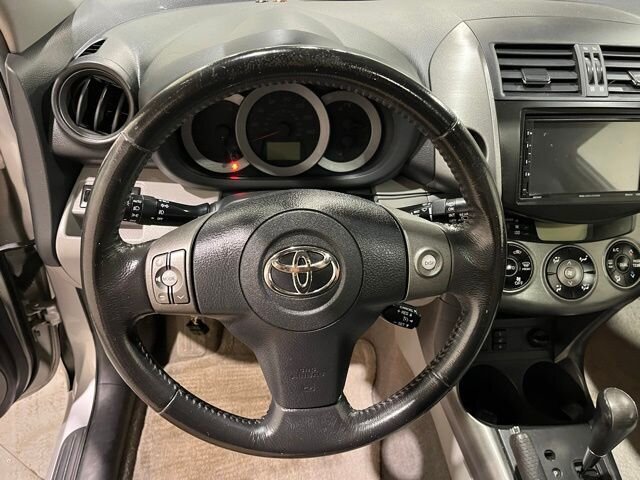 
 2012 Toyota RAV4 Limited full									