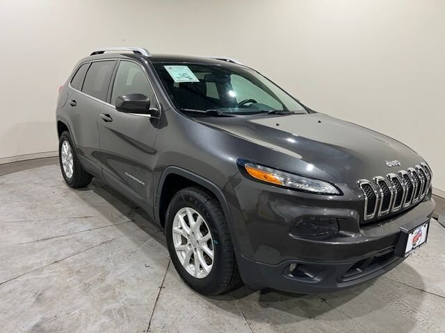 
 2015 Jeep Cherokee Latitude full									