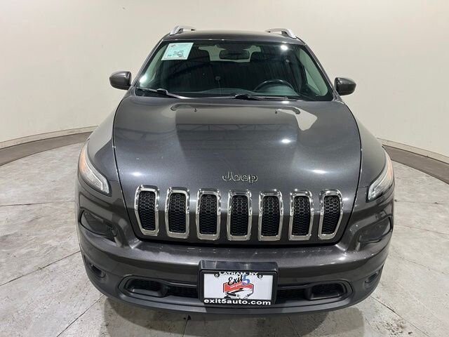 
 2015 Jeep Cherokee Latitude full									