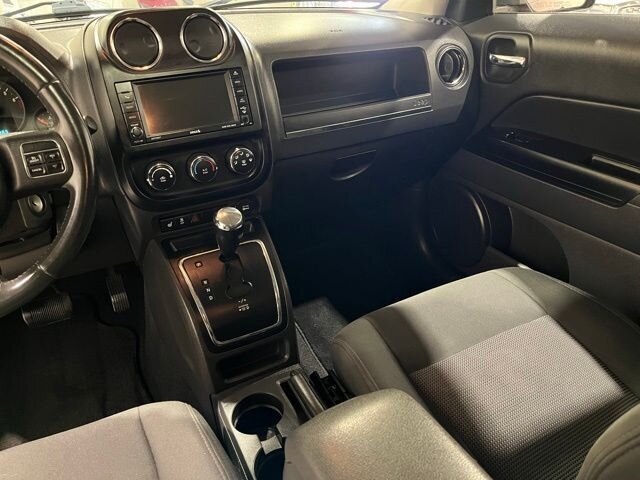 
 2012 Jeep Patriot Latitude full									