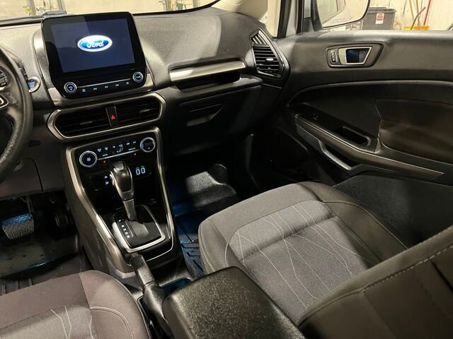 
 2020 Ford EcoSport SE full									
