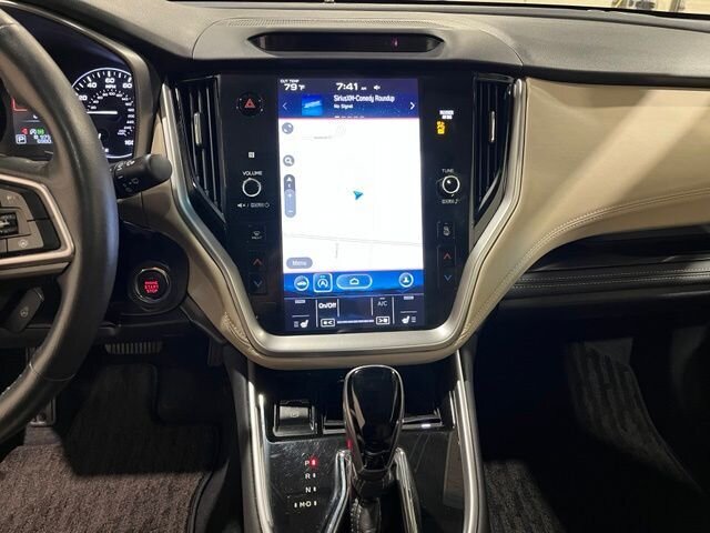 
 2020 Subaru Outback Limited full									