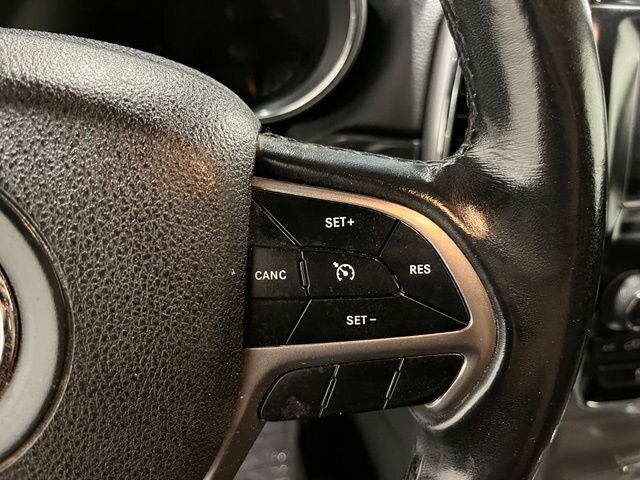 
 2018 Jeep Grand Cherokee Laredo full									