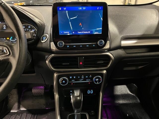 
 2020 Ford EcoSport SE full									