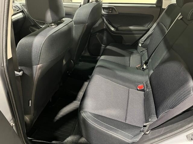 
 2018 Subaru Forester 2.5i Premium full									