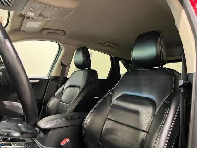 
 2020 Ford Escape SEL full									