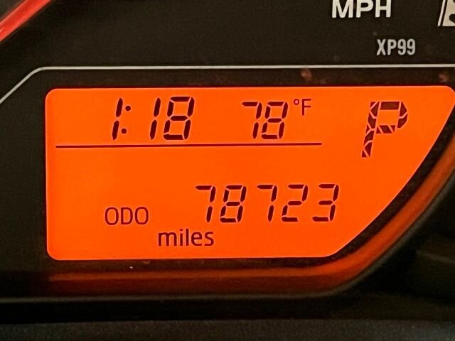 
 2015 Toyota Yaris L full									