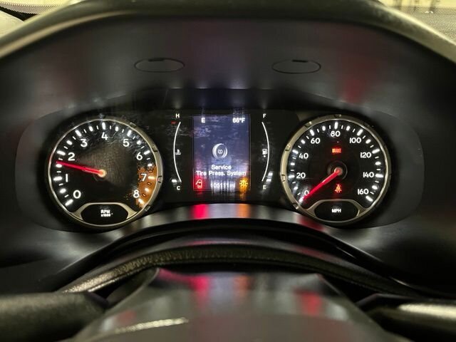 
 2015 Jeep Renegade Sport full									