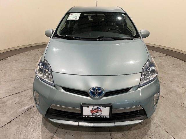 
 2015 Toyota Prius Plug-in Hybrid Advanced full									