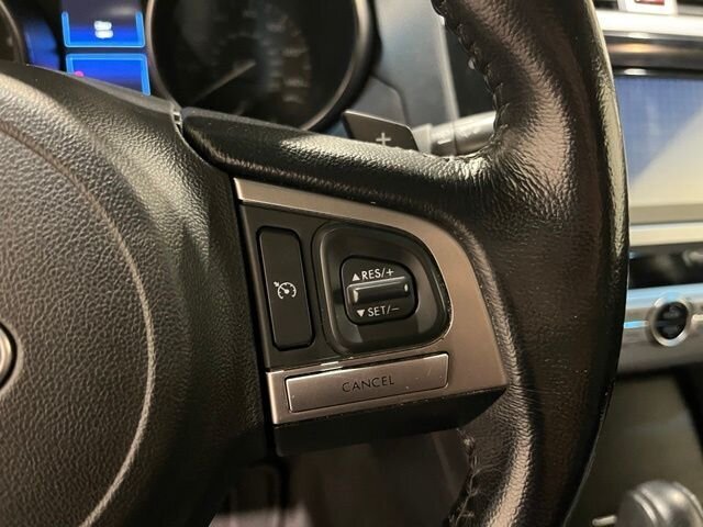 
 2016 Subaru Outback 2.5i Limited full									