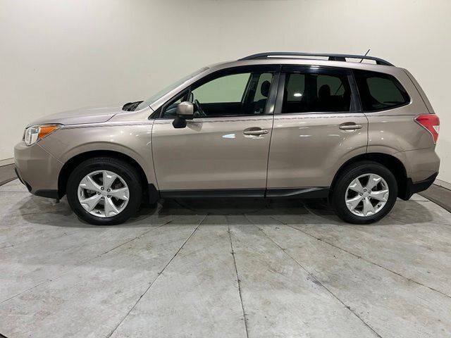 
 2015 Subaru Forester 2.5i Premium full									