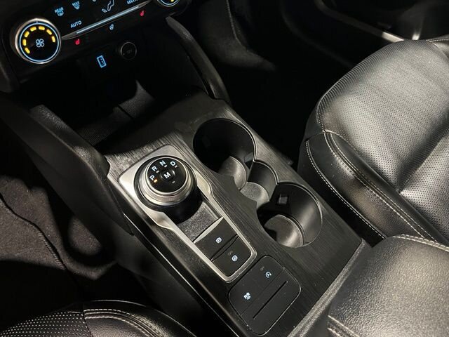 
 2020 Ford Escape SEL full									