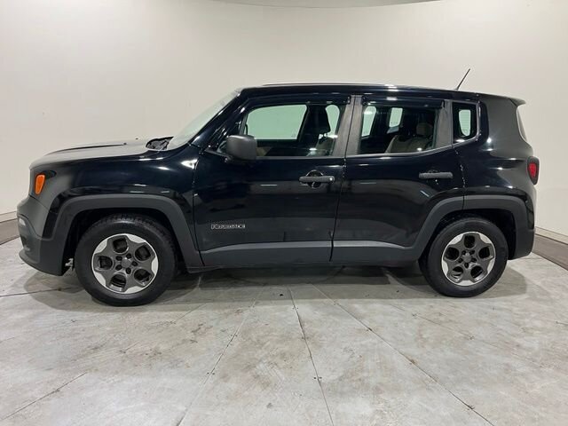
 2015 Jeep Renegade Sport full									