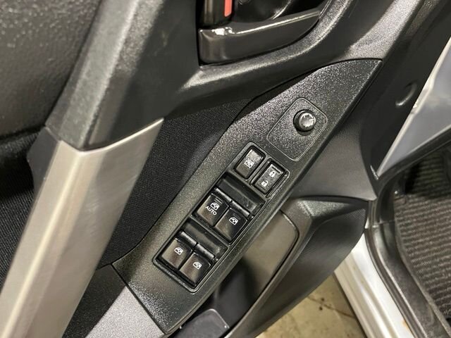 
 2016 Subaru Forester 2.5i Premium full									