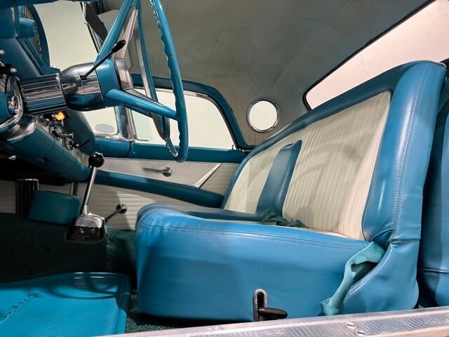 
 1956 Ford Thunderbird full									