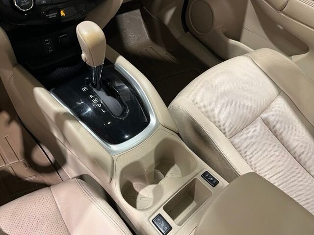 
 2015 Nissan Rogue SL full									