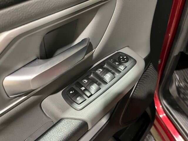 
 2020 RAM 1500 Big Horn/Lone Star full									