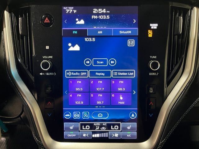 
 2020 Subaru Outback Premium full									