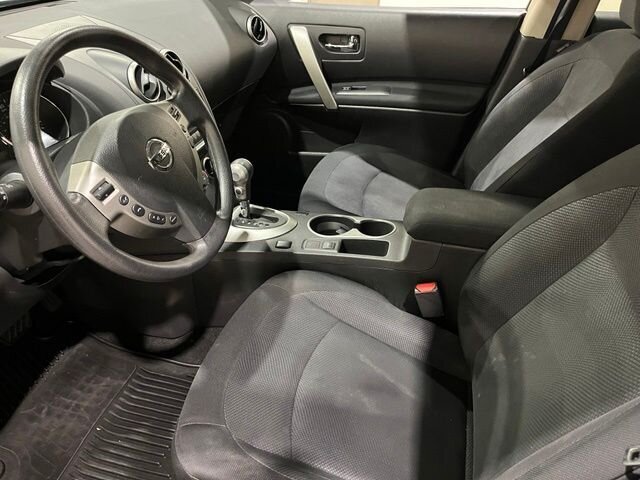 
 2015 Nissan Rogue Select S full									