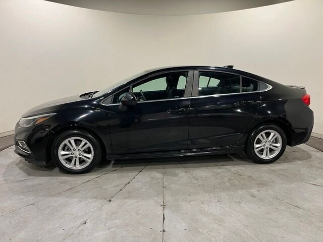 
 2017 Chevrolet Cruze LT full									
