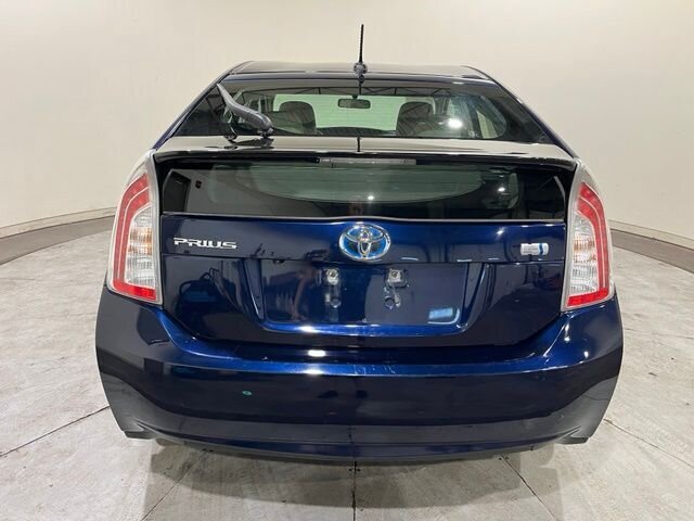 
 2013 Toyota Prius Three full									