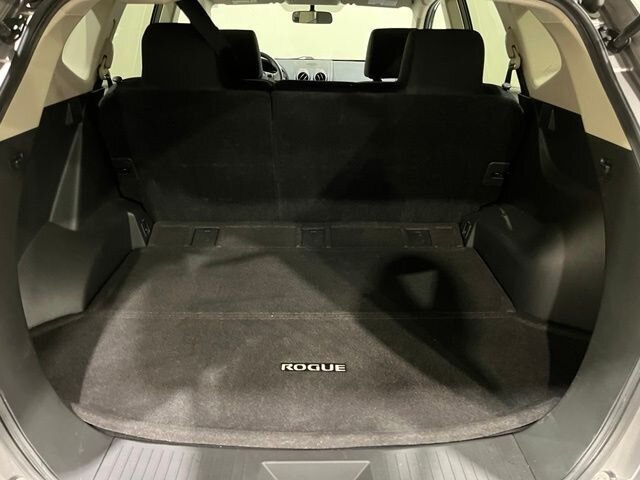 
 2015 Nissan Rogue Select S full									