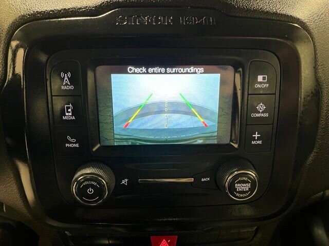 
 2015 Jeep Renegade Sport full									
