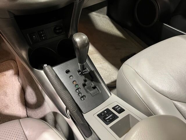 
 2012 Toyota RAV4 Limited full									