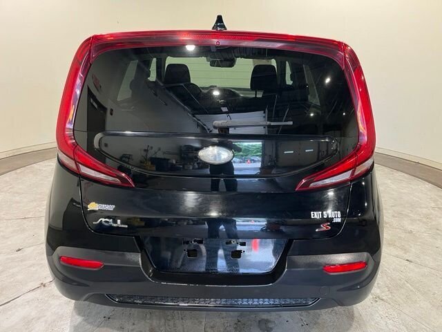 
 2021 Kia Soul S full									