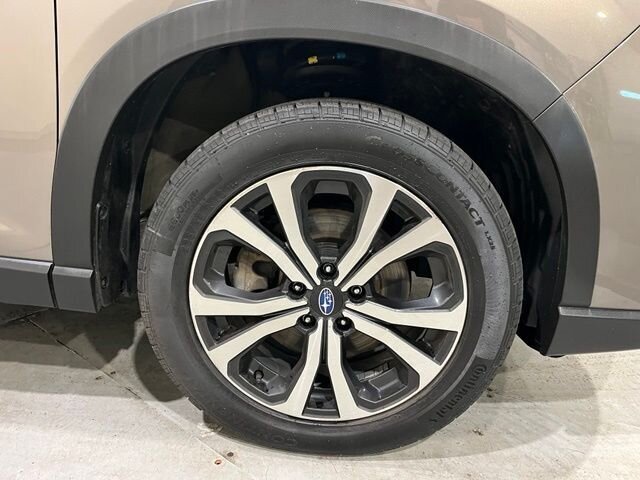 
 2020 Subaru Forester Limited full									