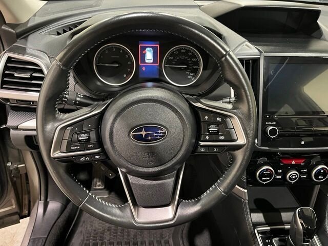 
 2020 Subaru Forester Limited full									