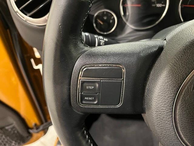 
 2014 Jeep Wrangler Rubicon full									