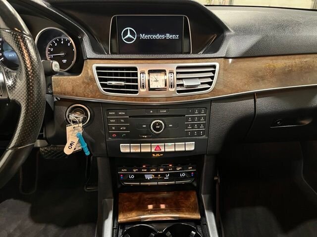
 2016 Mercedes-Benz E-Class E 350 4MATIC® full									