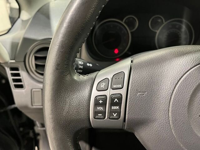 
 2012 Suzuki SX4 Crossover Premium full									