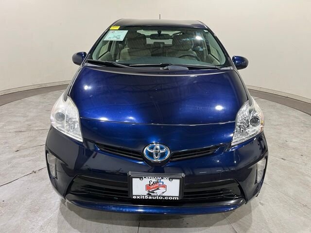 
 2013 Toyota Prius Three full									