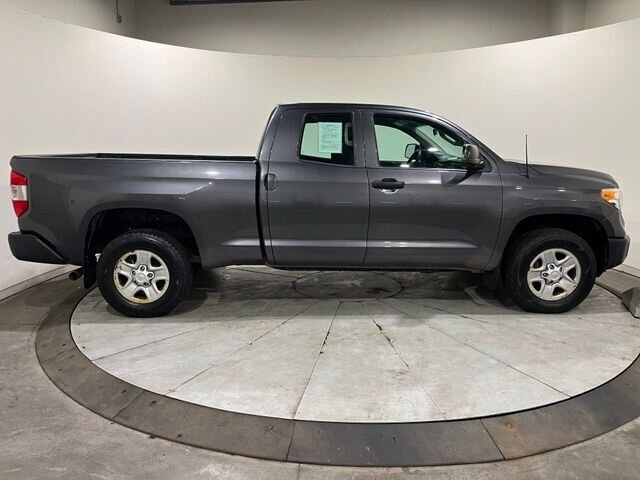 
 2015 Toyota Tundra SR full									