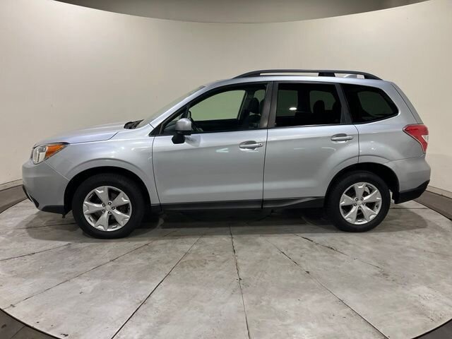 
 2016 Subaru Forester 2.5i Premium full									