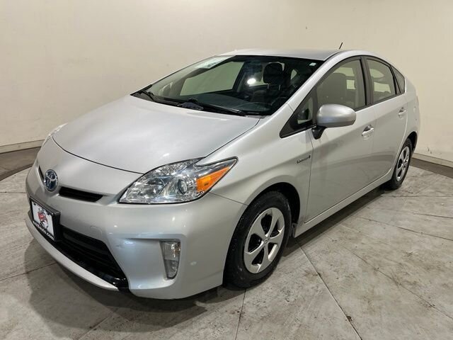 
 2014 Toyota Prius Two full									