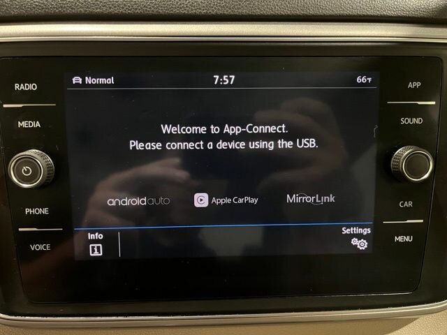 
 2019 Volkswagen Atlas 3.6L V6 SE w/Technology full									