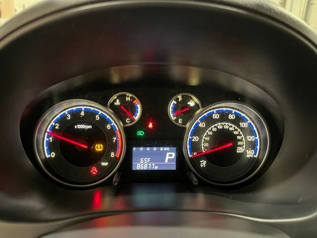 
 2012 Suzuki SX4 Crossover Premium full									