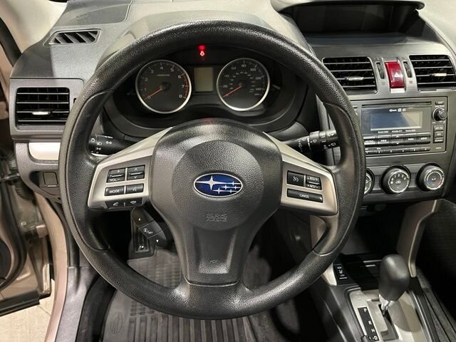 
 2015 Subaru Forester 2.5i Premium full									